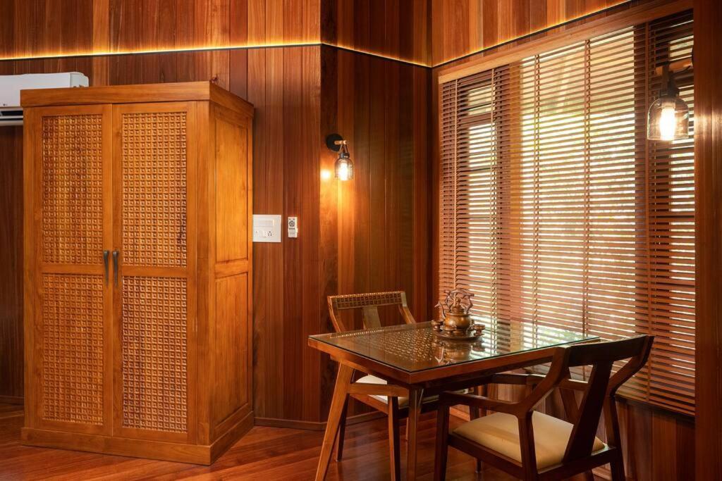Villa Woods & Palms Pollāchi المظهر الخارجي الصورة