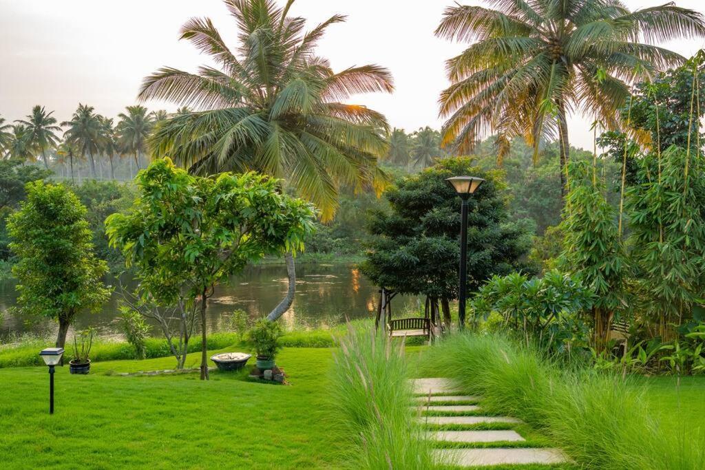 Villa Woods & Palms Pollāchi المظهر الخارجي الصورة