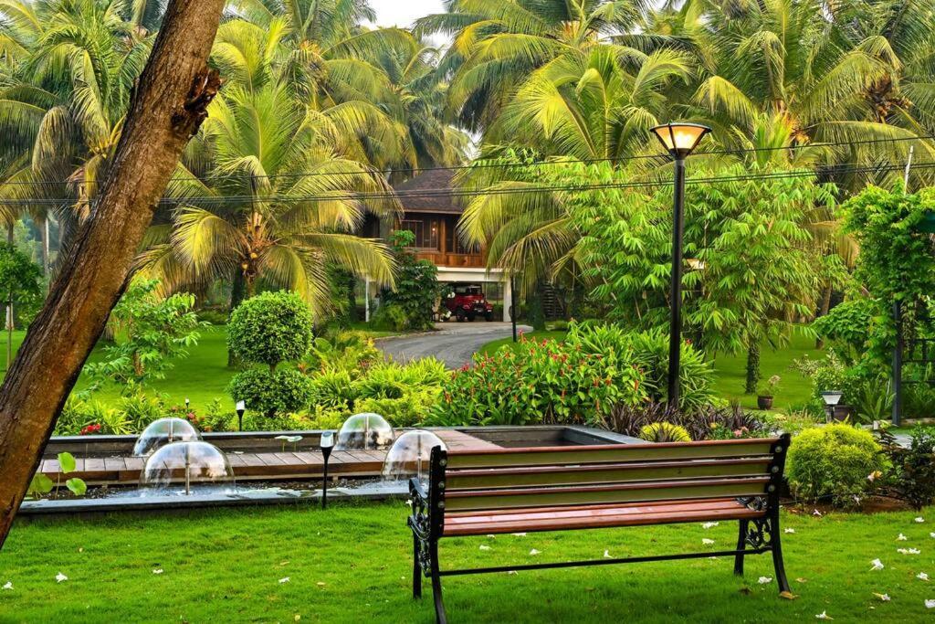 Villa Woods & Palms Pollāchi المظهر الخارجي الصورة